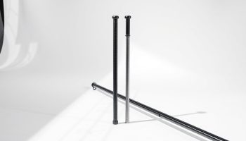 Are carbon or aluminum poles better?