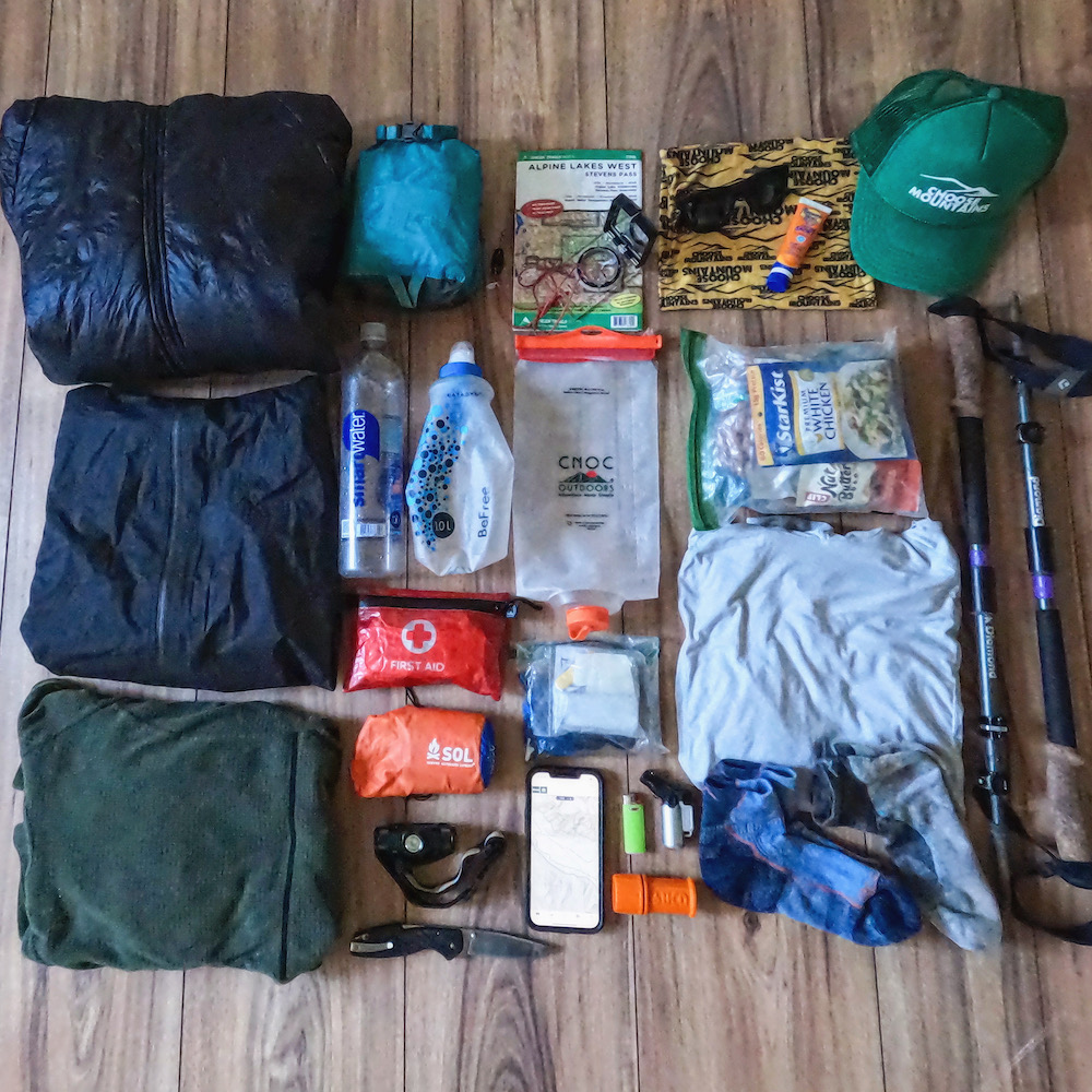  The 10 Essential Items for Hiking: Your Guide to an Unforgettable Adventure