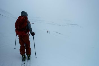 What Length Carbon Trekking Poles Do I Need? Easy Guide