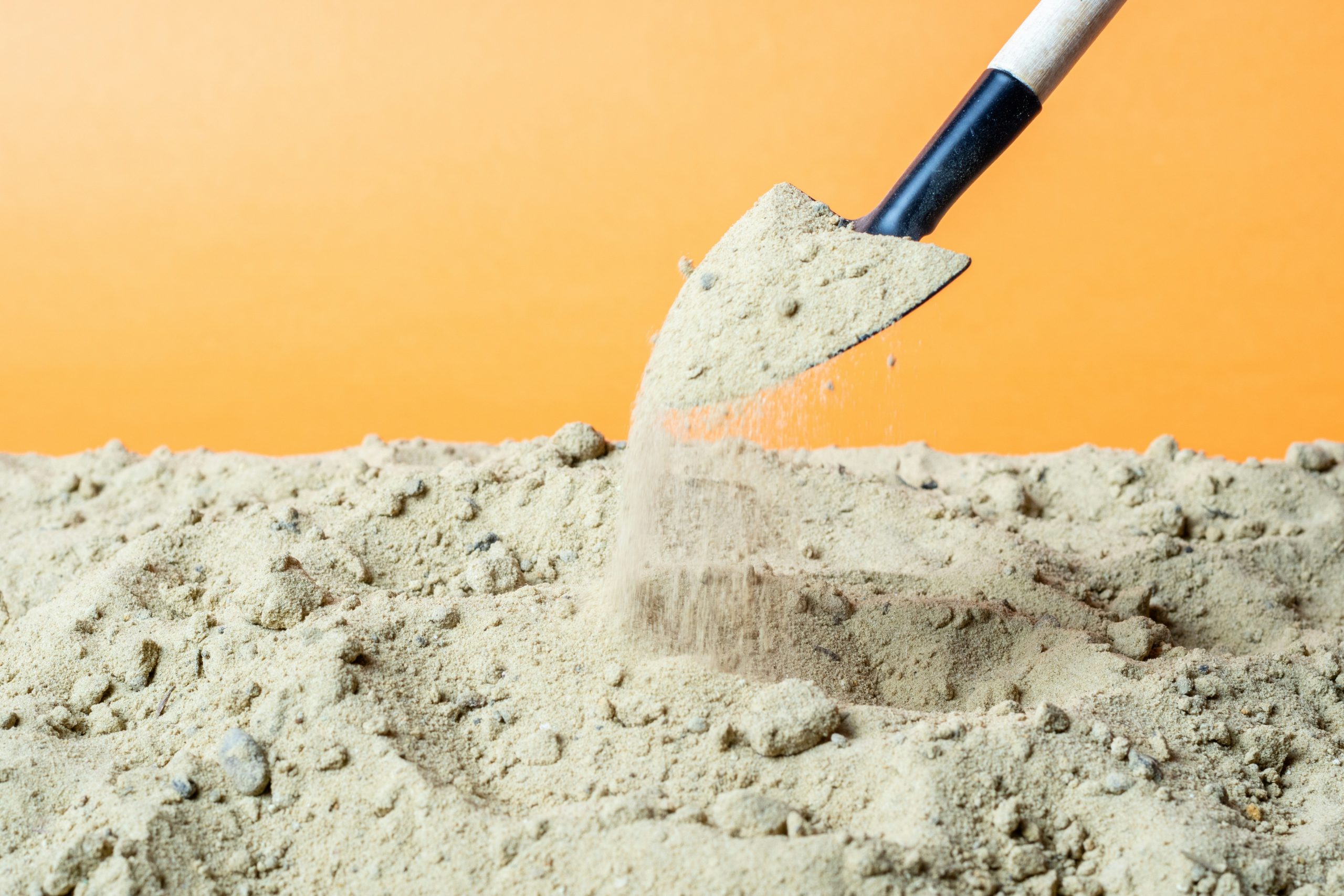 Effective Methods for Removing Sand from Pole Sections