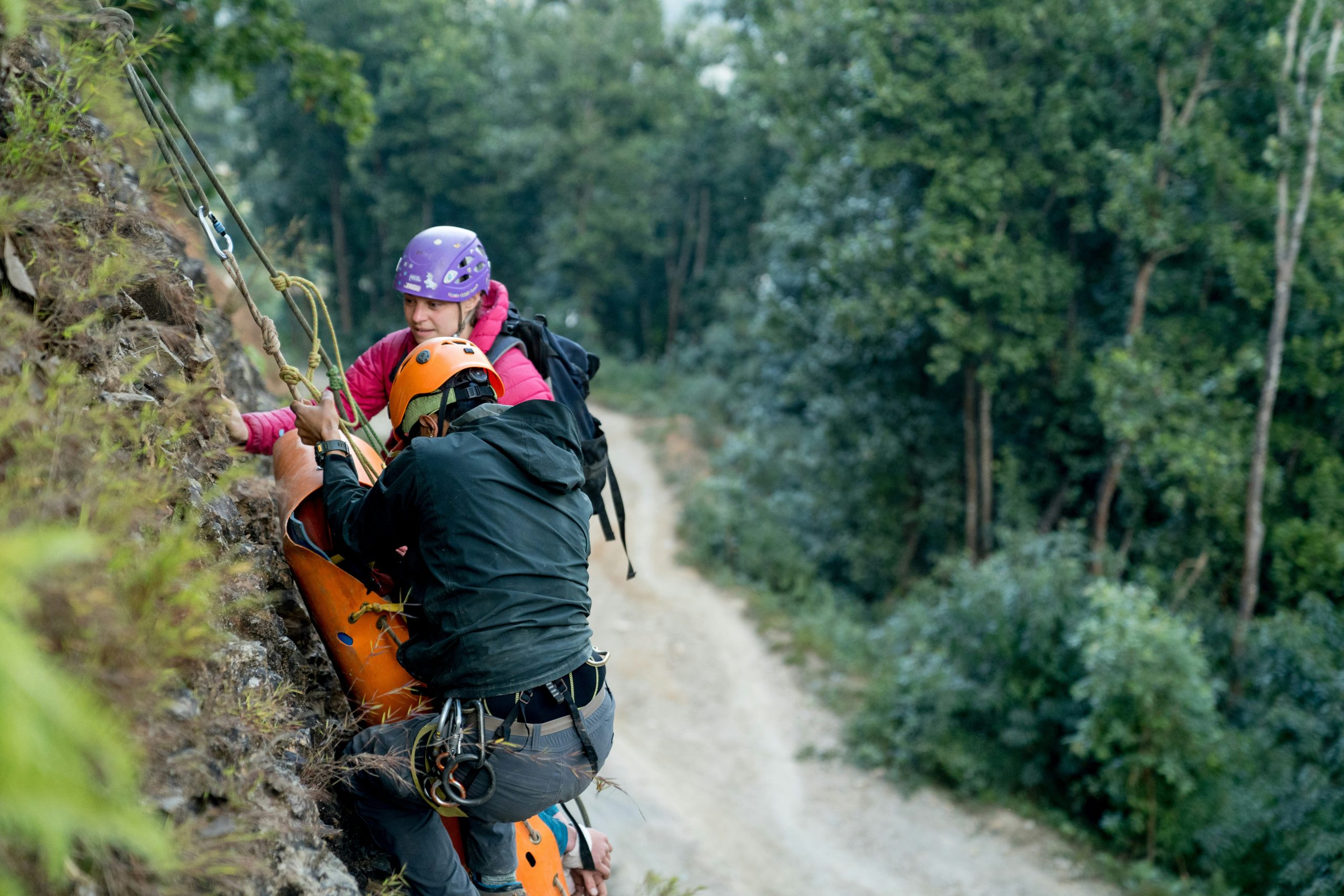Trekking Pole Lock Maintenance: Caring for Carbon Poles